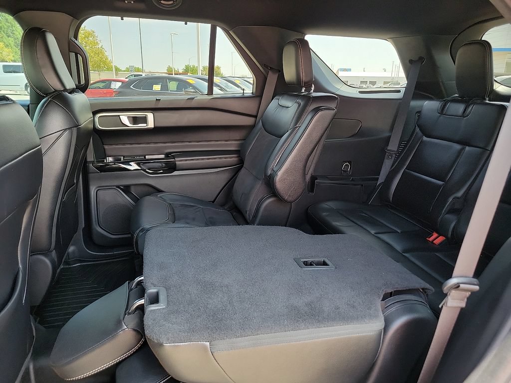 Used 2022 Ford Explorer ST AWD/4WD image 19
