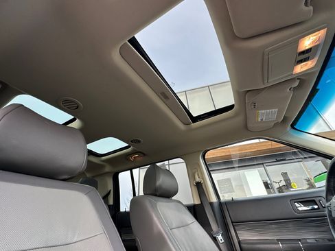 Used 2018 Ford Flex Limited w/ Equipment Group 301A image 19