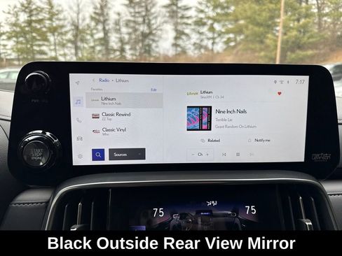 Used 2025 Lexus LX 600 4WD w/ Appearance Package image 18