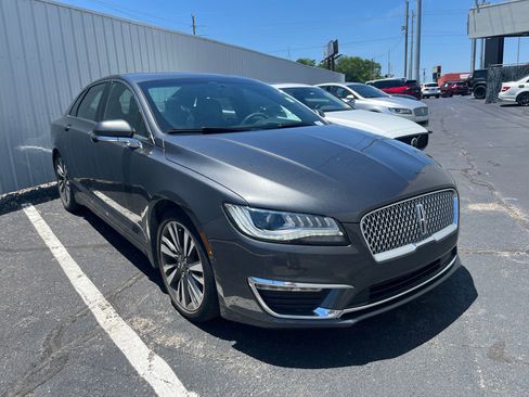 Used 2017 Lincoln MKZ Reserve FWD image 1
