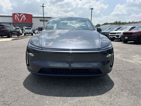 Used 2026 Tesla Model Y AWD image 2