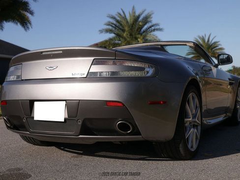 Used 2012 Aston Martin V8 Vantage Roadster image 8
