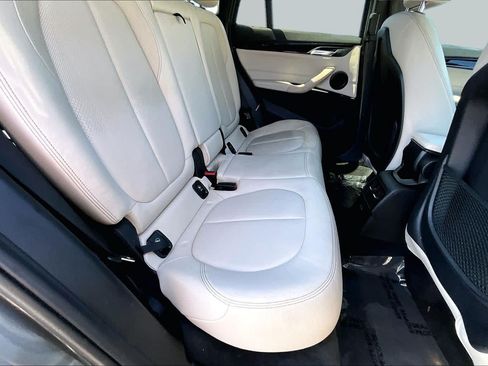 Used 2020 BMW X1 sDrive28i w/ Convenience Package FWD image 19