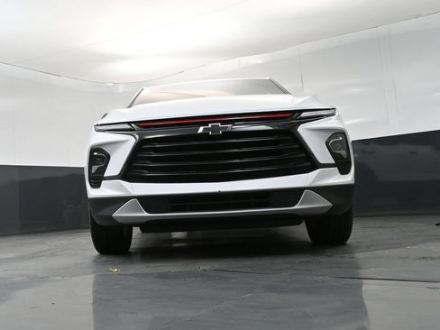 Used 2023 Chevrolet Blazer LT AWD/4WD image 19