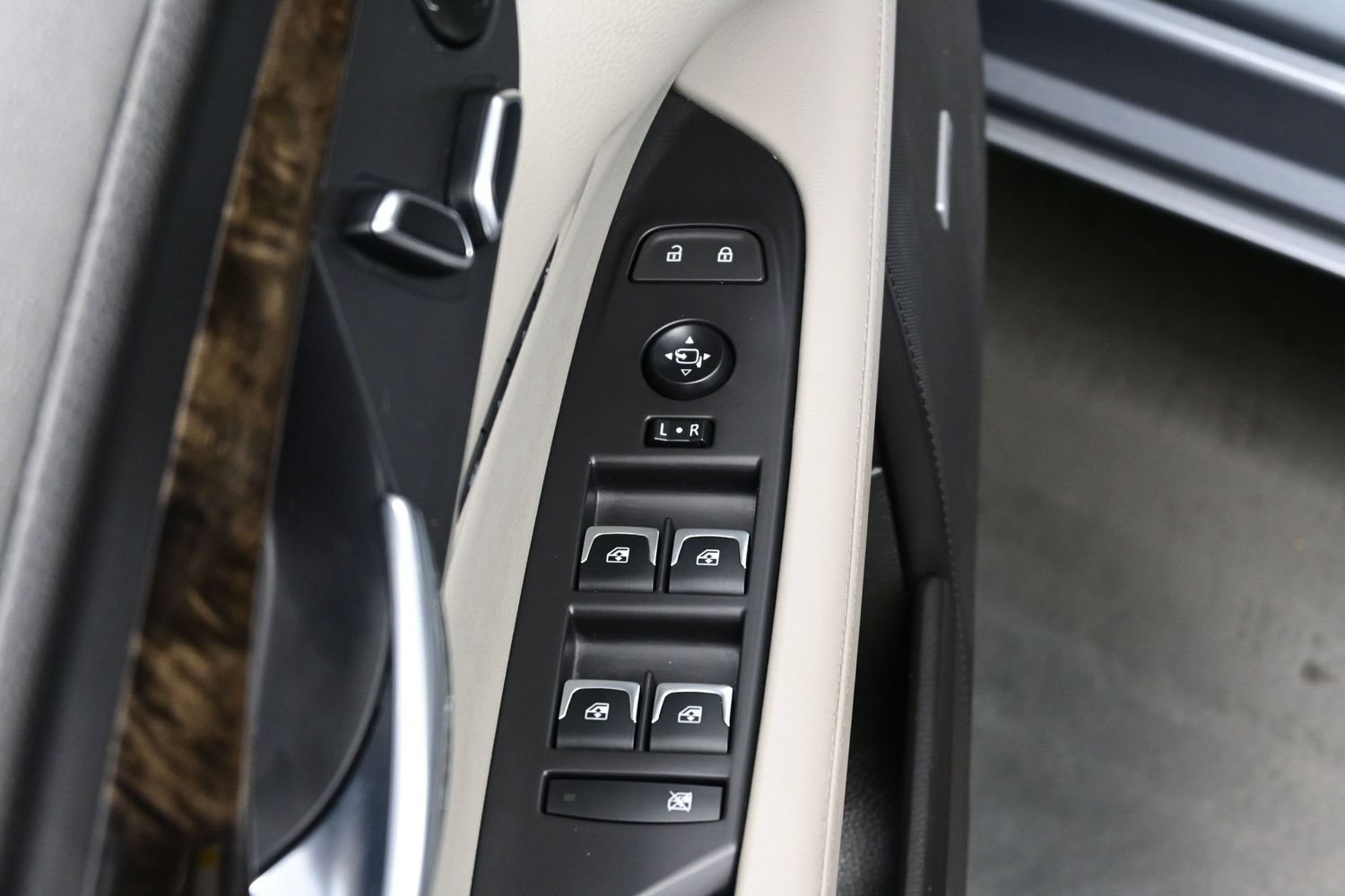Used 2018 Cadillac CT6 Luxury AWD/4WD image 10