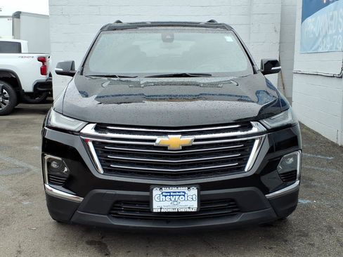 Used 2023 Chevrolet Traverse LT w/ LPO, Floor Liner Package AWD/4WD image 2
