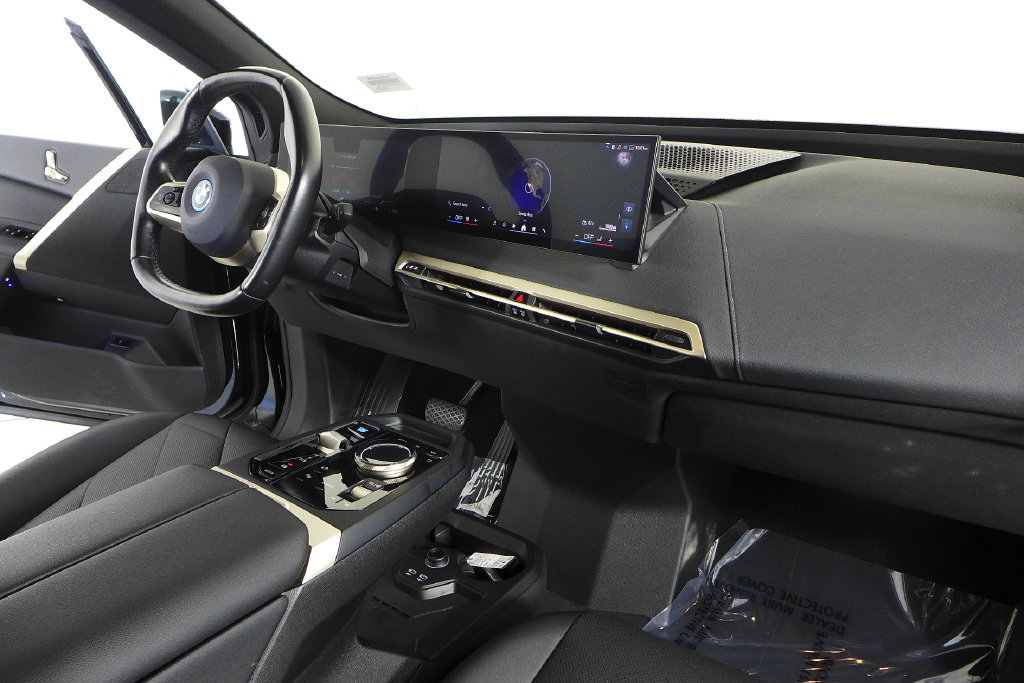Certified 2024 BMW iX xDrive50 AWD/4WD image 13
