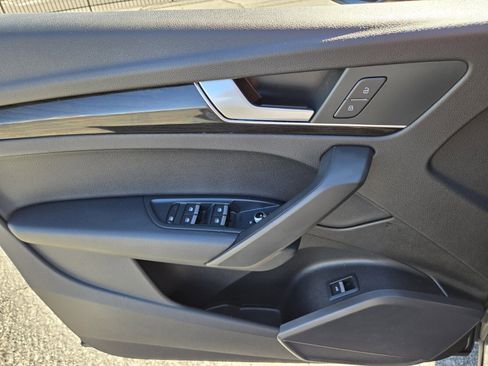 Used 2018 Audi Q5 2.0T Premium image 17