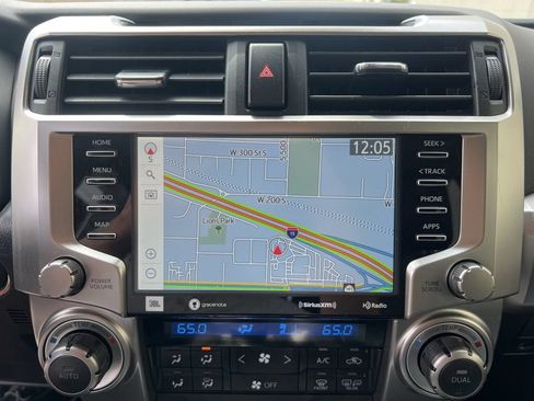 Used 2023 Toyota 4Runner Limited AWD/4WD image 17