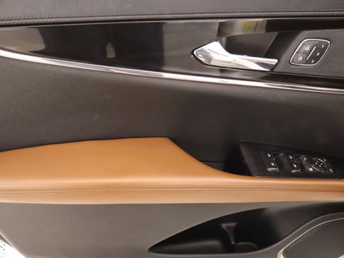 Used 2022 Lincoln Nautilus Reserve AWD/4WD image 16