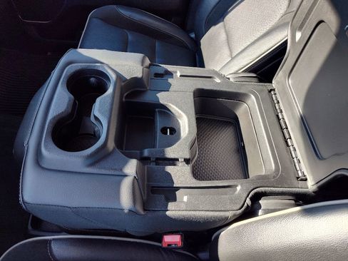 Used 2021 RAM 1500 Laramie image 23