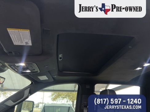 Used 2024 GMC Sierra 2500 AT4X image 9