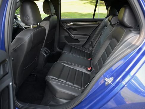 Used 2015 Volkswagen Golf R 4-Door AWD/4WD image 32