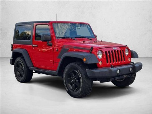 Used 2018 Jeep Wrangler Sport AWD/4WD image 3