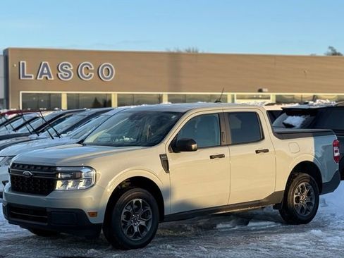 Certified 2022 Ford Maverick XLT image 1