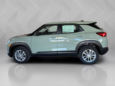 New 2026 Chevrolet TrailBlazer LS image 8