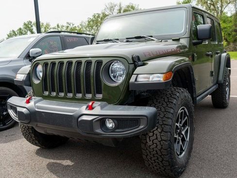 Used 2023 Jeep Wrangler Unlimited Rubicon w/ Cold Weather Group AWD/4WD image 1