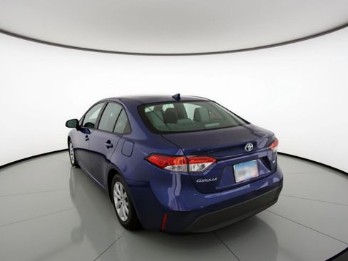 Used 2025 Toyota Corolla LE image 6