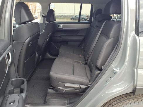 New 2026 Hyundai Santa Fe SE AWD/4WD image 7