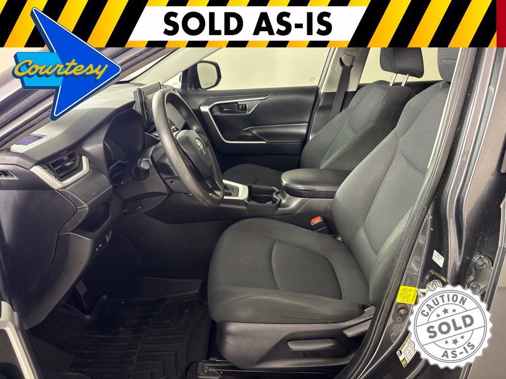 Used 2021 Toyota RAV4 LE w/ Carpet Mat Package (TMS) FWD image 24