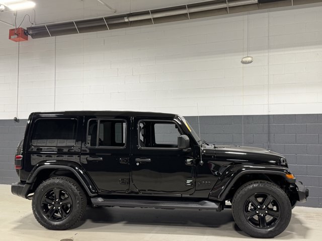 Used 2023 Jeep Wrangler Unlimited Sahara AWD/4WD image 6
