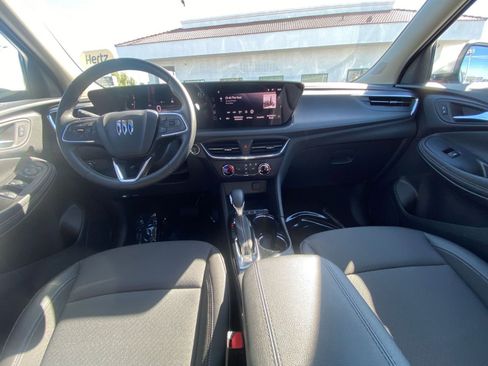 Used 2025 Buick Encore GX Preferred image 32