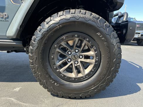 Used 2024 Jeep Wrangler Unlimited Rubicon 392 AWD/4WD image 11