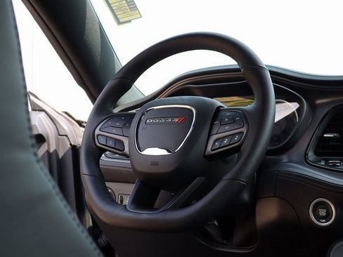 Used 2023 Dodge Challenger R/T Scat Pack image 40