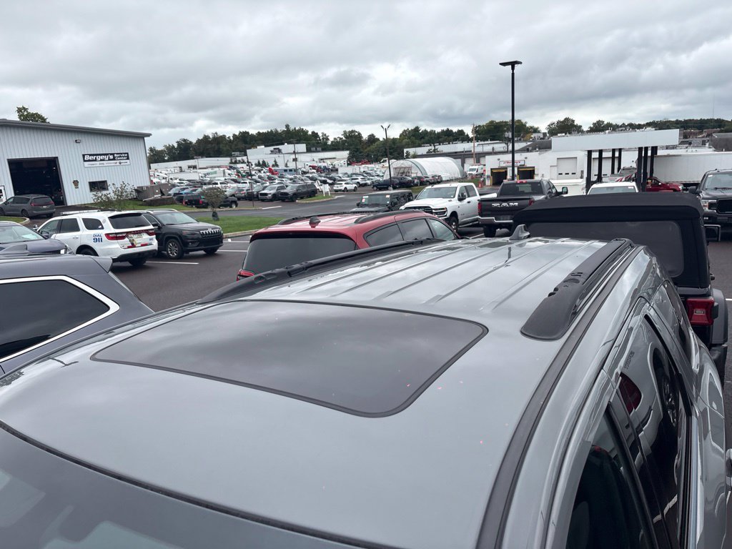 Used 2023 Dodge Durango GT AWD/4WD image 5