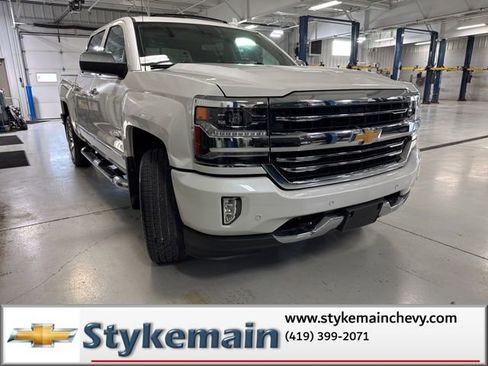 Used 2017 Chevrolet Silverado 1500 High Country AWD/4WD image 32