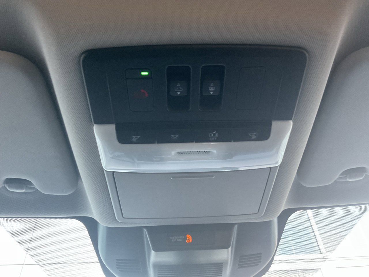 Used 2023 Nissan Rogue SL w/ SL Premium Package FWD image 18