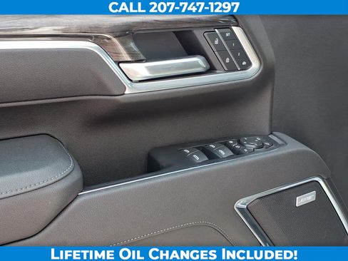 Used 2025 Chevrolet Silverado 3500 LTZ AWD/4WD image 11