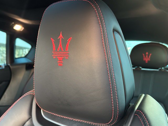 Used 2024 Maserati Levante GT Ultima AWD/4WD image 12