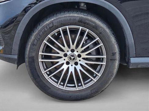 Used 2024 Mercedes-Benz GLC 300 image 14
