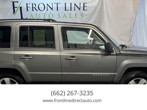 Used 2013 Jeep Patriot Latitude FWD image 8