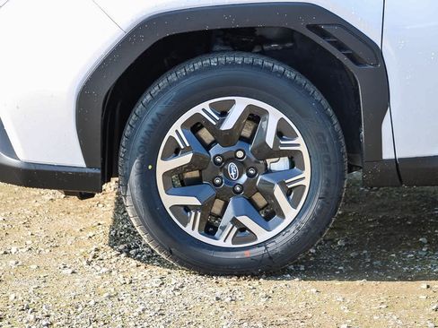 New 2026 Subaru Forester Premium AWD/4WD image 6