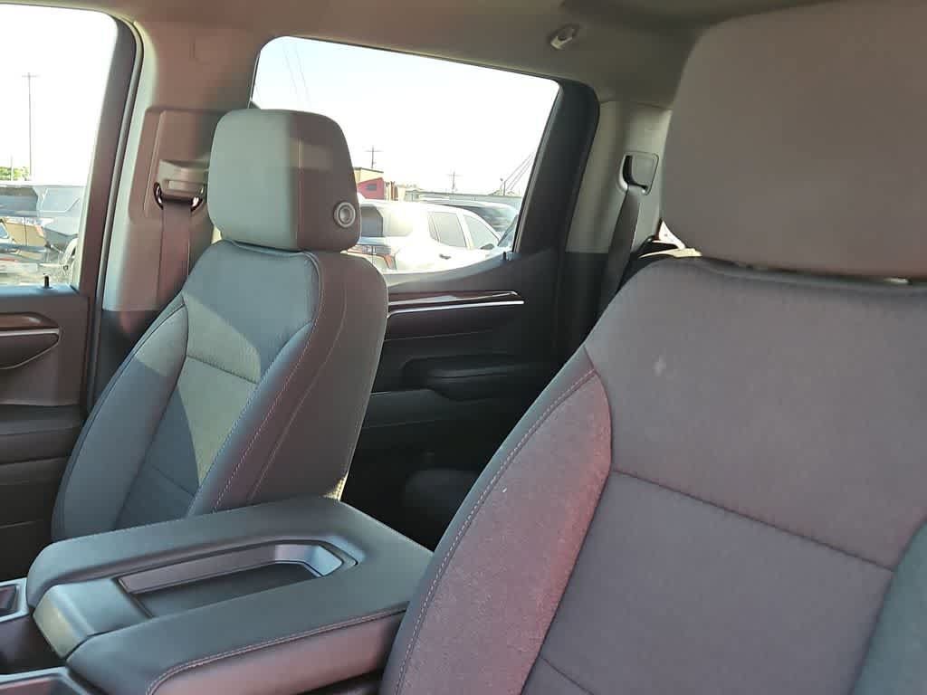 Used 2023 Chevrolet Silverado 1500 LT AWD/4WD image 25