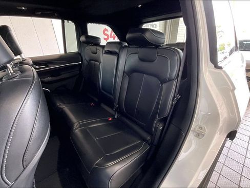 Used 2024 Jeep Grand Cherokee Limited 4xe AWD/4WD image 14