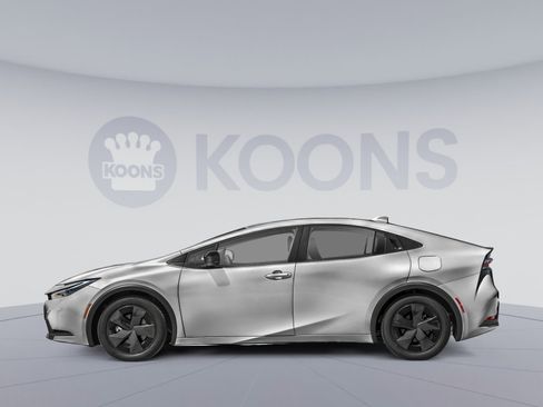 New 2026 Toyota Prius Plug-In Hybrid FWD image 4