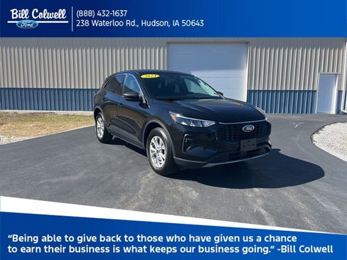 Used 2024 Ford Escape Active image 1