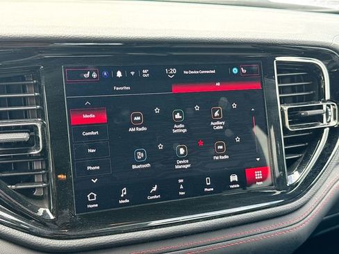 Used 2024 Dodge Durango GT image 15