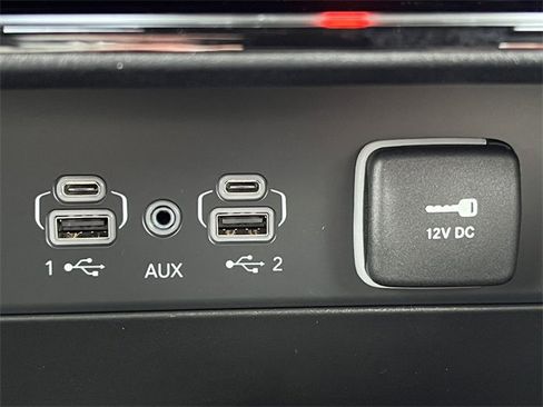 New 2025 Jeep Grand Cherokee Limited w/ Black Appearance Package image 30