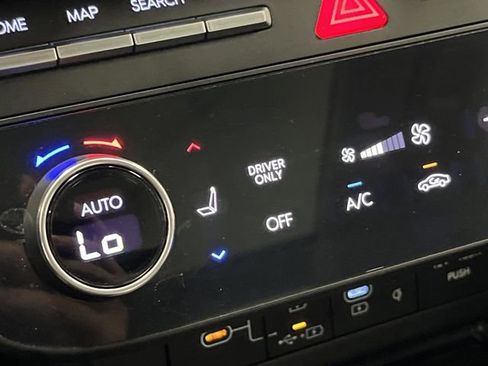 Used 2024 Hyundai Sonata Limited image 8