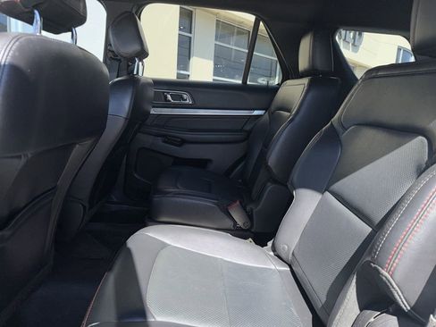 Used 2017 Ford Explorer Sport w/ Equipment Group 401A image 3