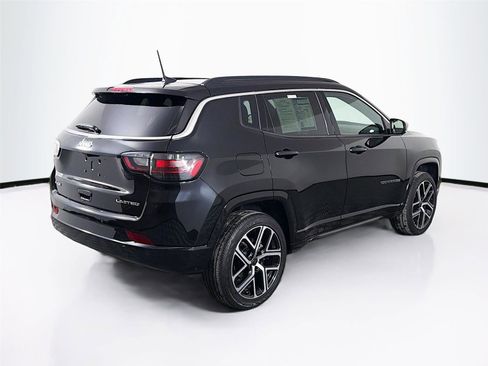 Used 2025 Jeep Compass Limited w/ Elite Group image 7