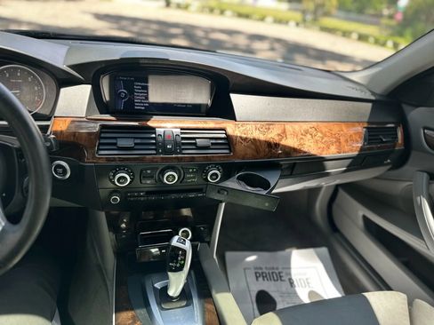 Used 2010 BMW 535i Sedan image 14