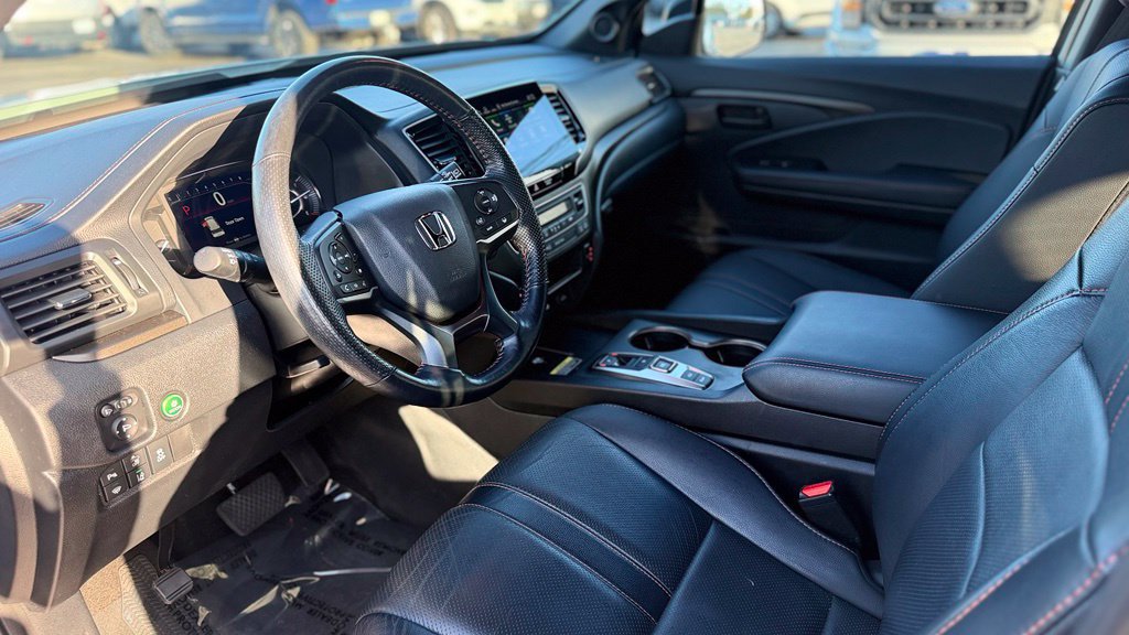 Used 2024 Honda Passport TrailSport image 15