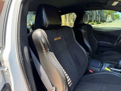 Used 2018 Dodge Charger R/T RWD image 61