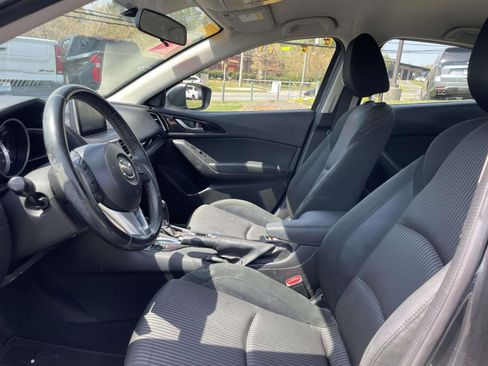 Used 2014 MAZDA MAZDA3 i Touring w/ Technology Package image 16