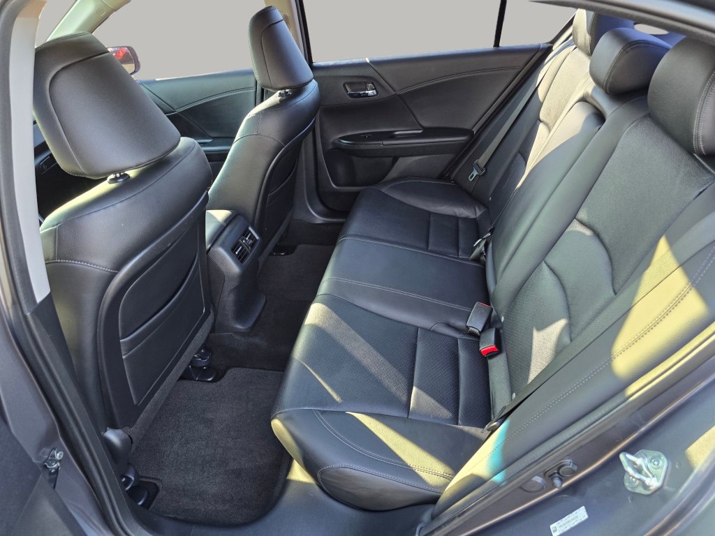 Used 2013 Honda Accord EX-L image 25